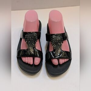 FitFlop Women's 8 Lottie Jungle Leaf Black Slide Sandals